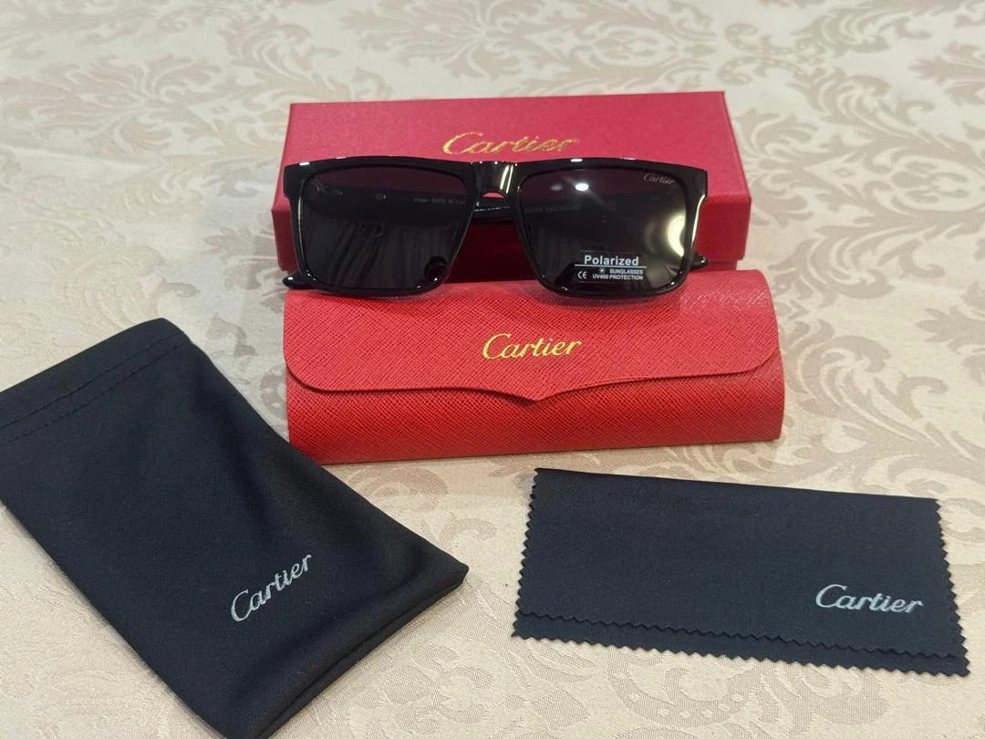 Cartier Black Polarized Sunglasses with Case