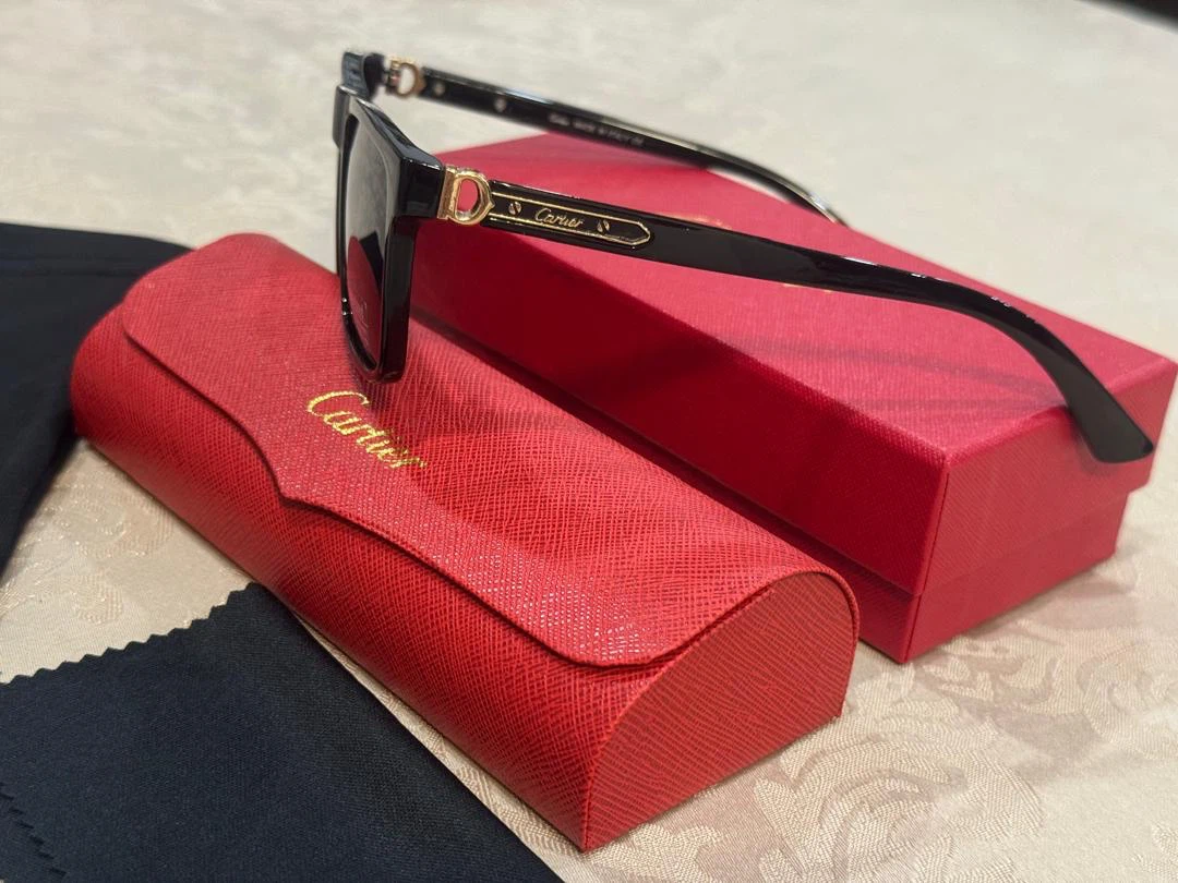 Cartier Black Polarized Sunglasses with Case - photo 2