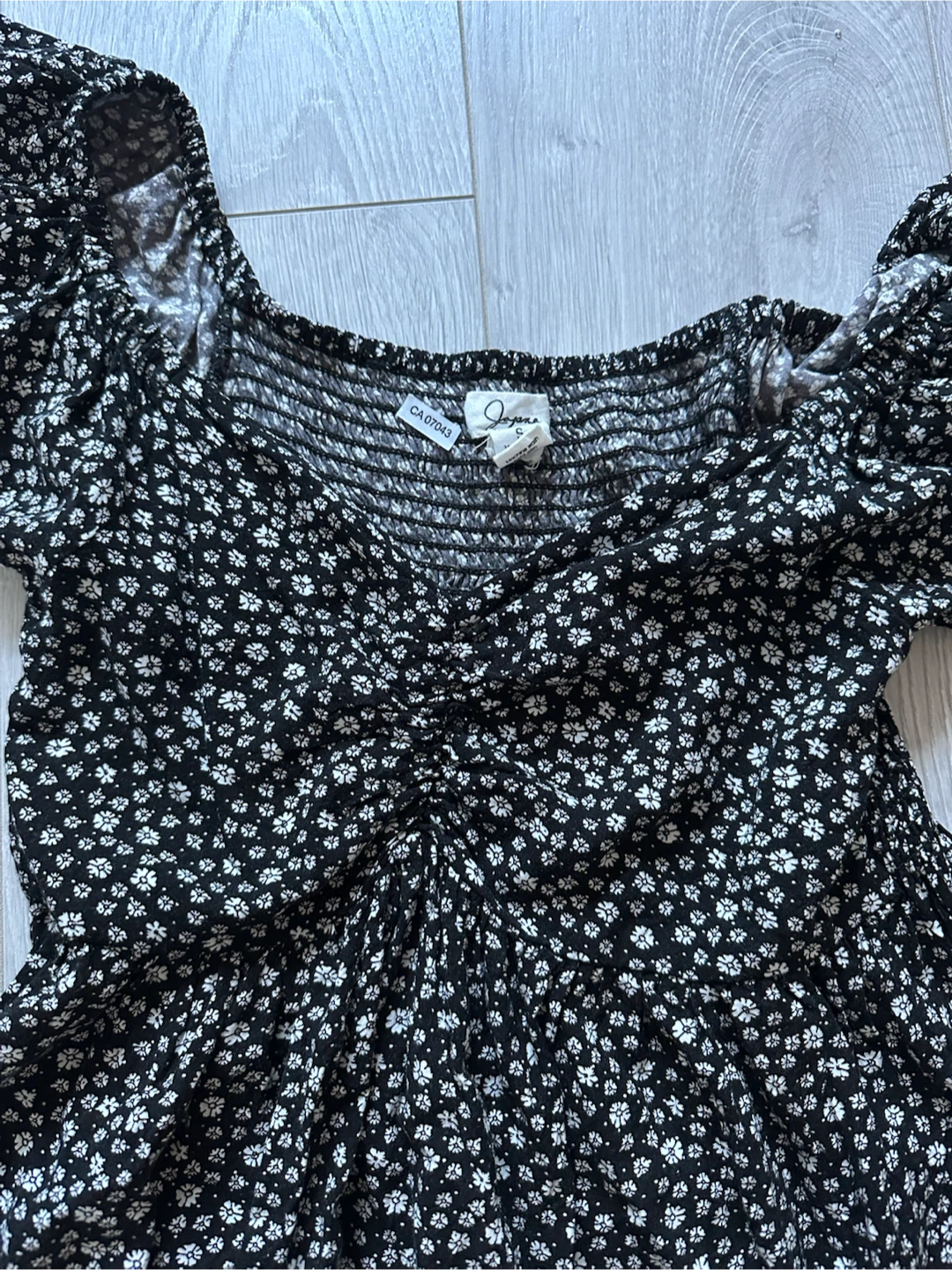 Black Floral Smocked Top Size S - photo 2