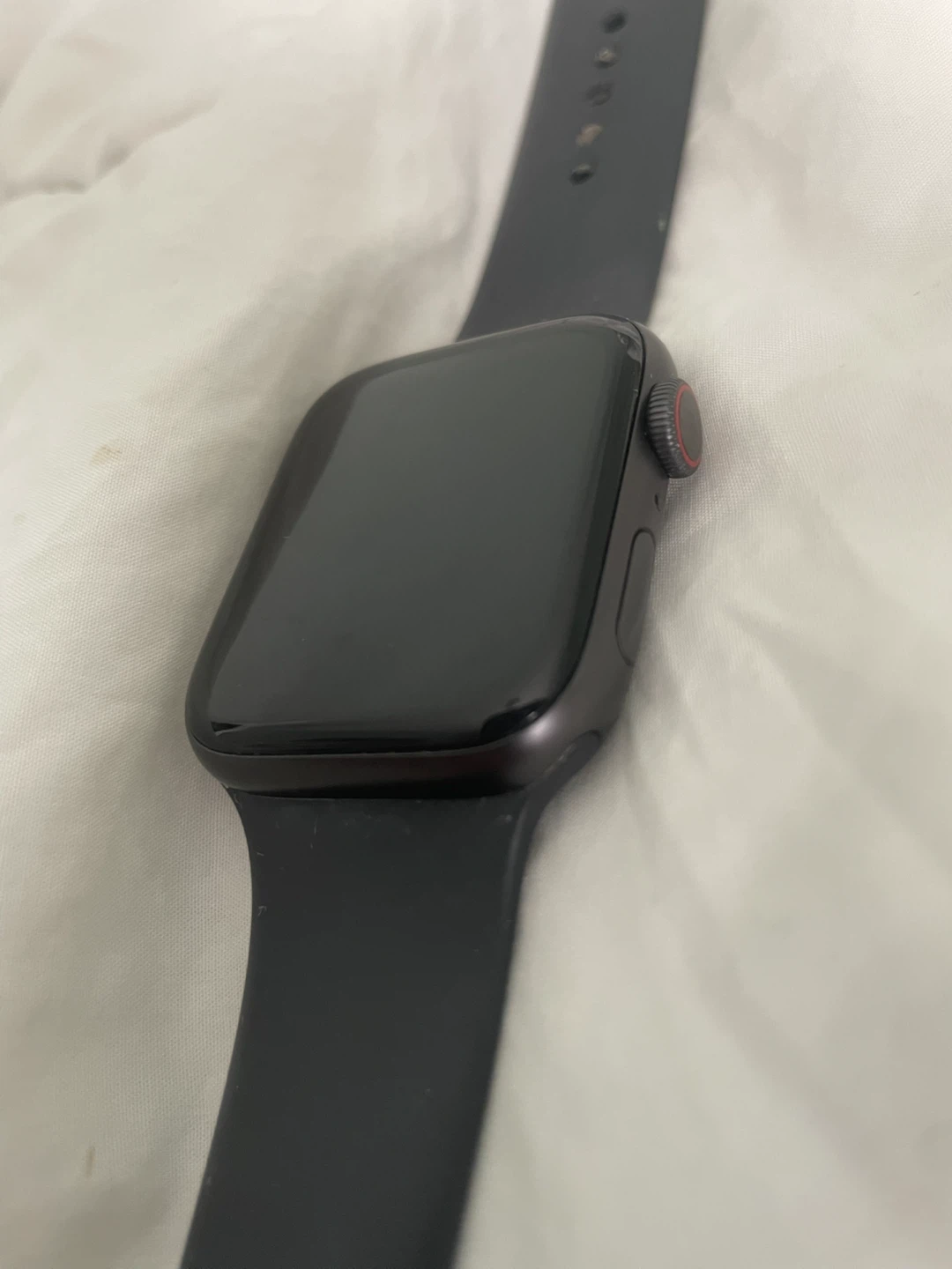 Apple Watch Series 5 44mm Aluminium Case