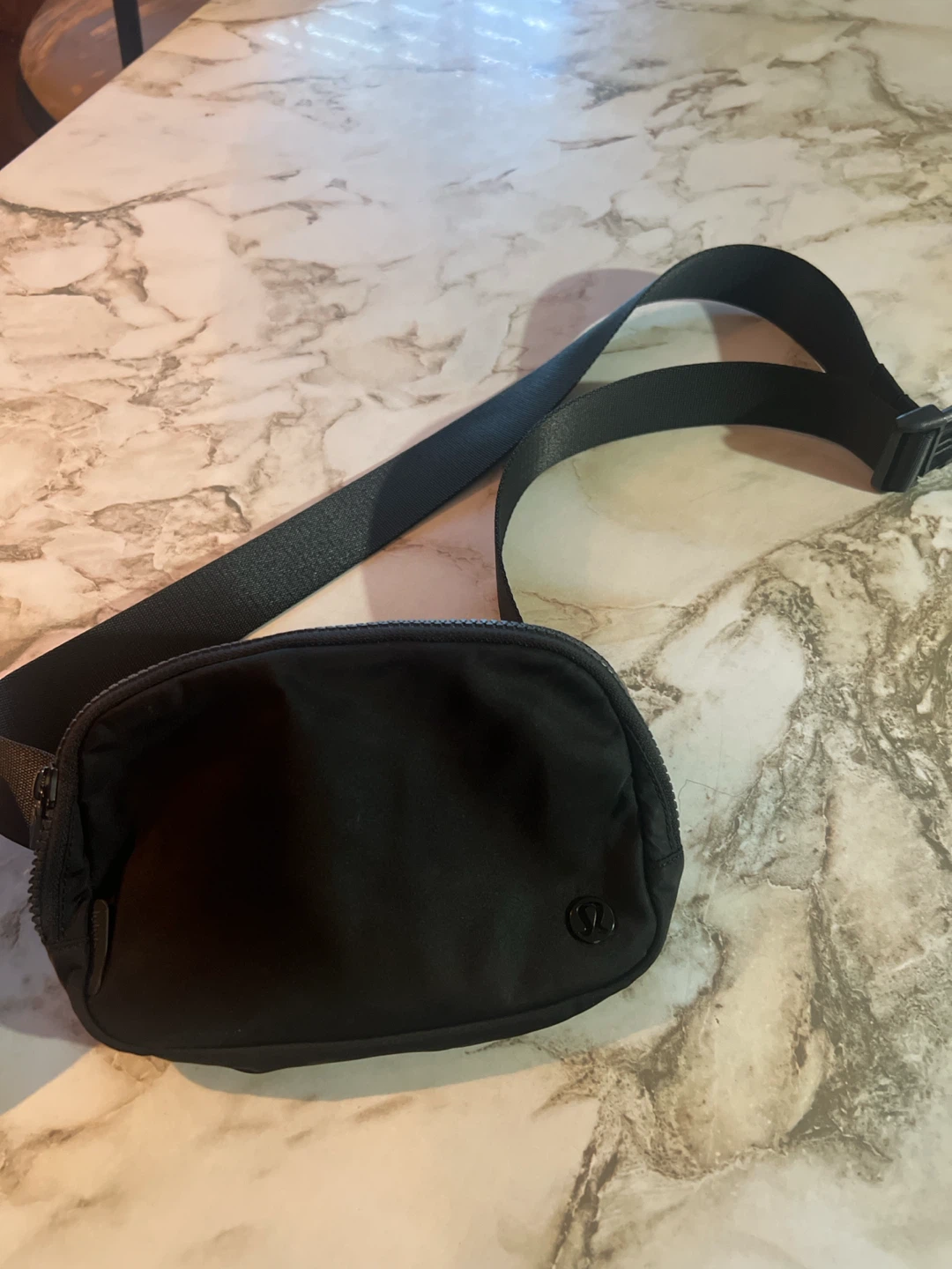 Lululemon Everywhere Belt Bag