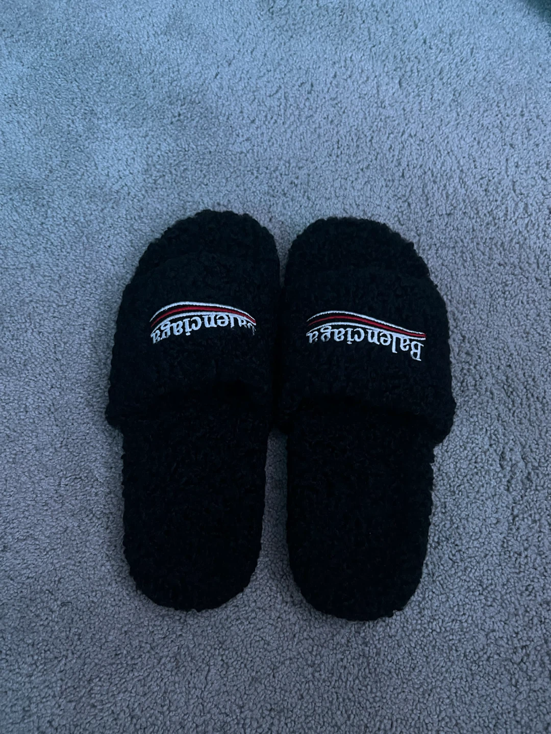 Balenciaga Black Fleece Slippers - photo 4