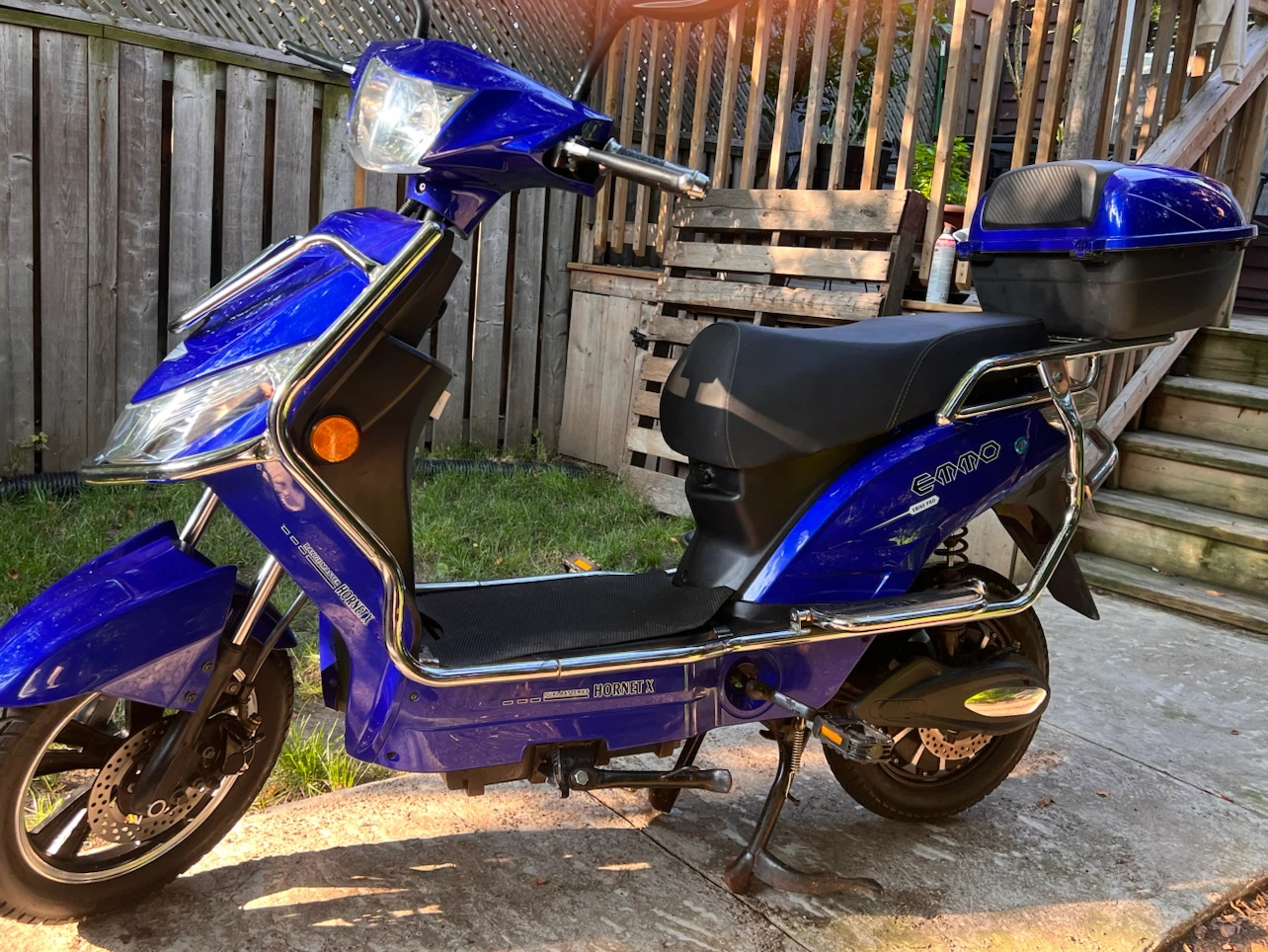 Emmo E- bike Blue with Storage Box - photo 4