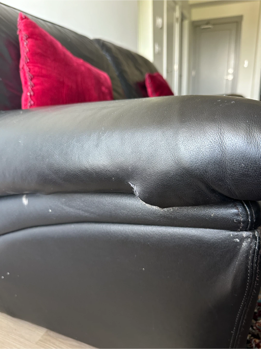 Black Leather Loveseat Sofa - photo 3