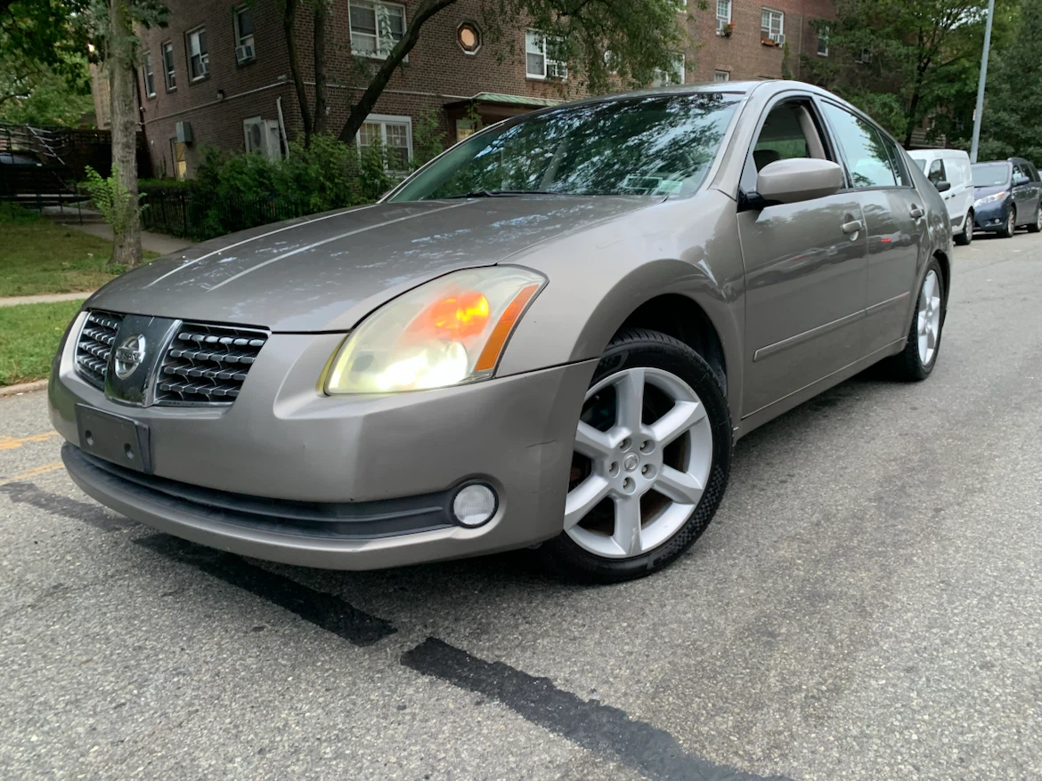 2006 Nissan Maxima Sedan - photo 2