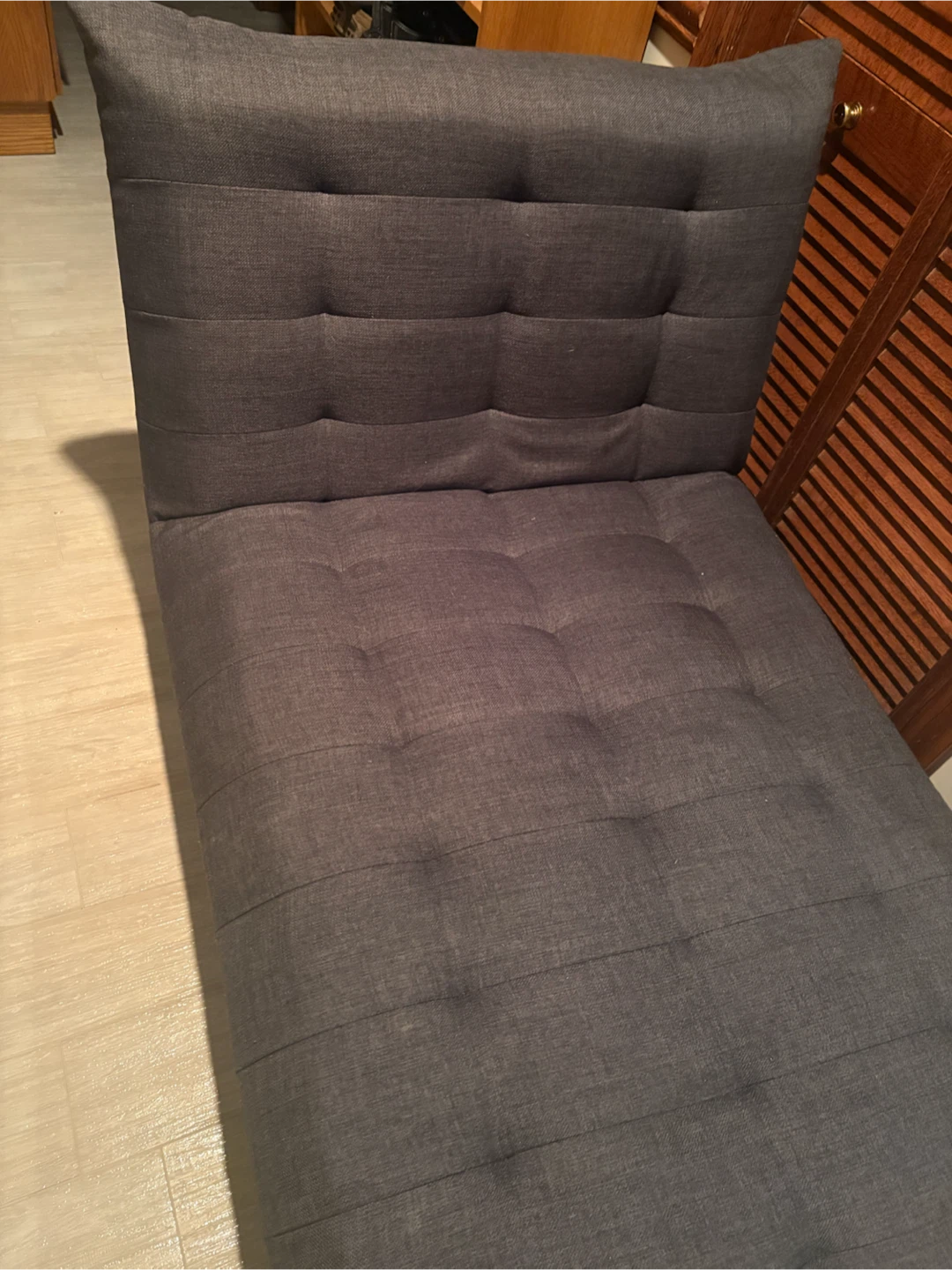 Dark Grey Tufted Chaise Lounge - photo 3