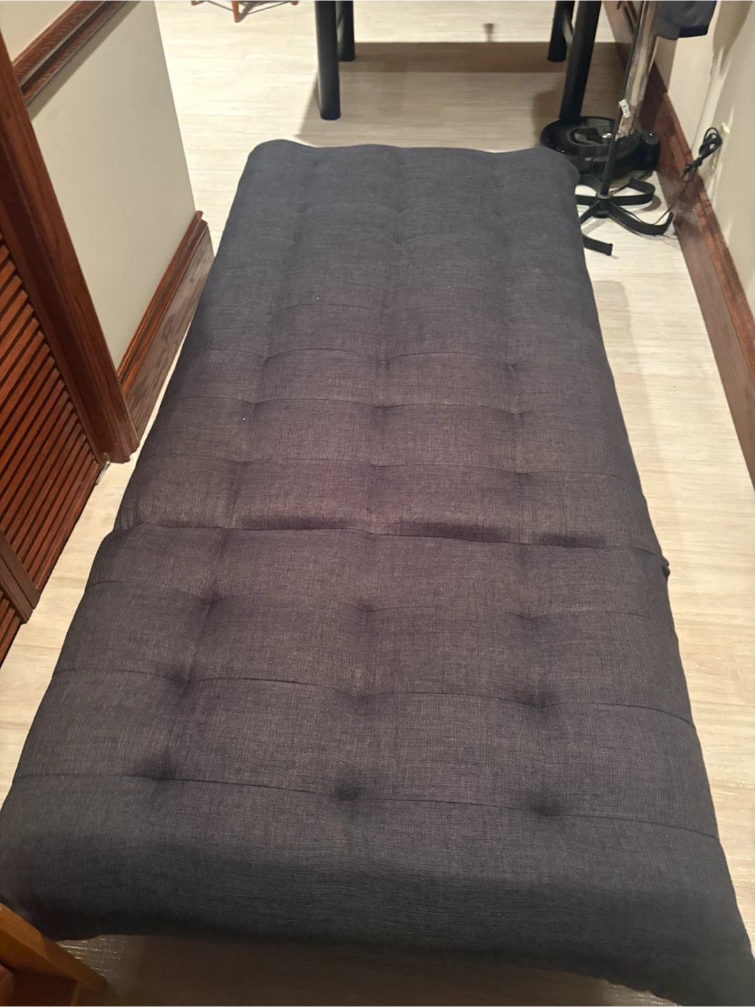 Dark Grey Tufted Chaise Lounge - photo 4