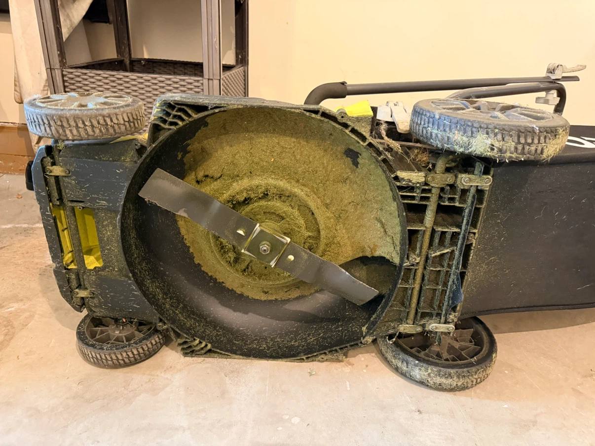 FREE — Ryobi 16” Lawn Mower — Needs Repair / Good for Parts - photo 2