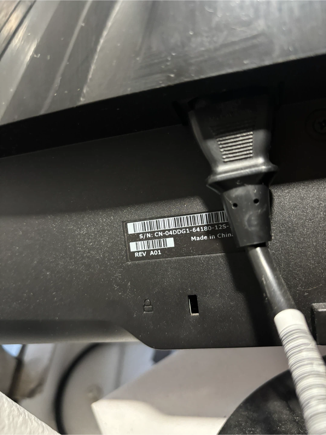 Dell 21.5" Full HD LED Monitor (ST2220Lc) - photo 3