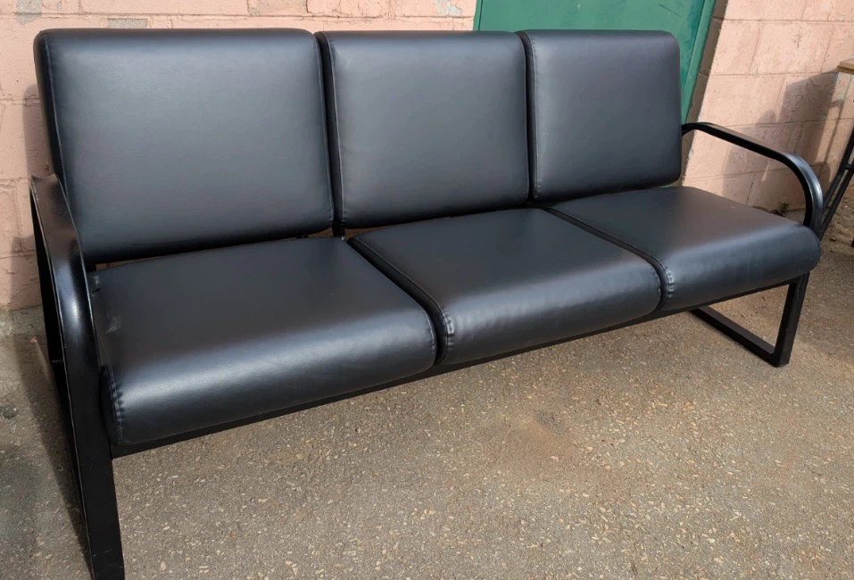 Black leather 3-Seater Sofa