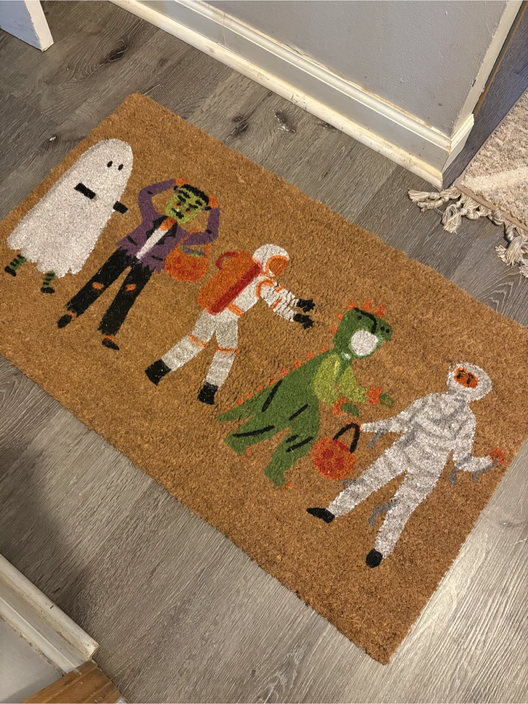 Halloween Doormat - Spooky Houses & Trick-or-Treaters Design - photo 2