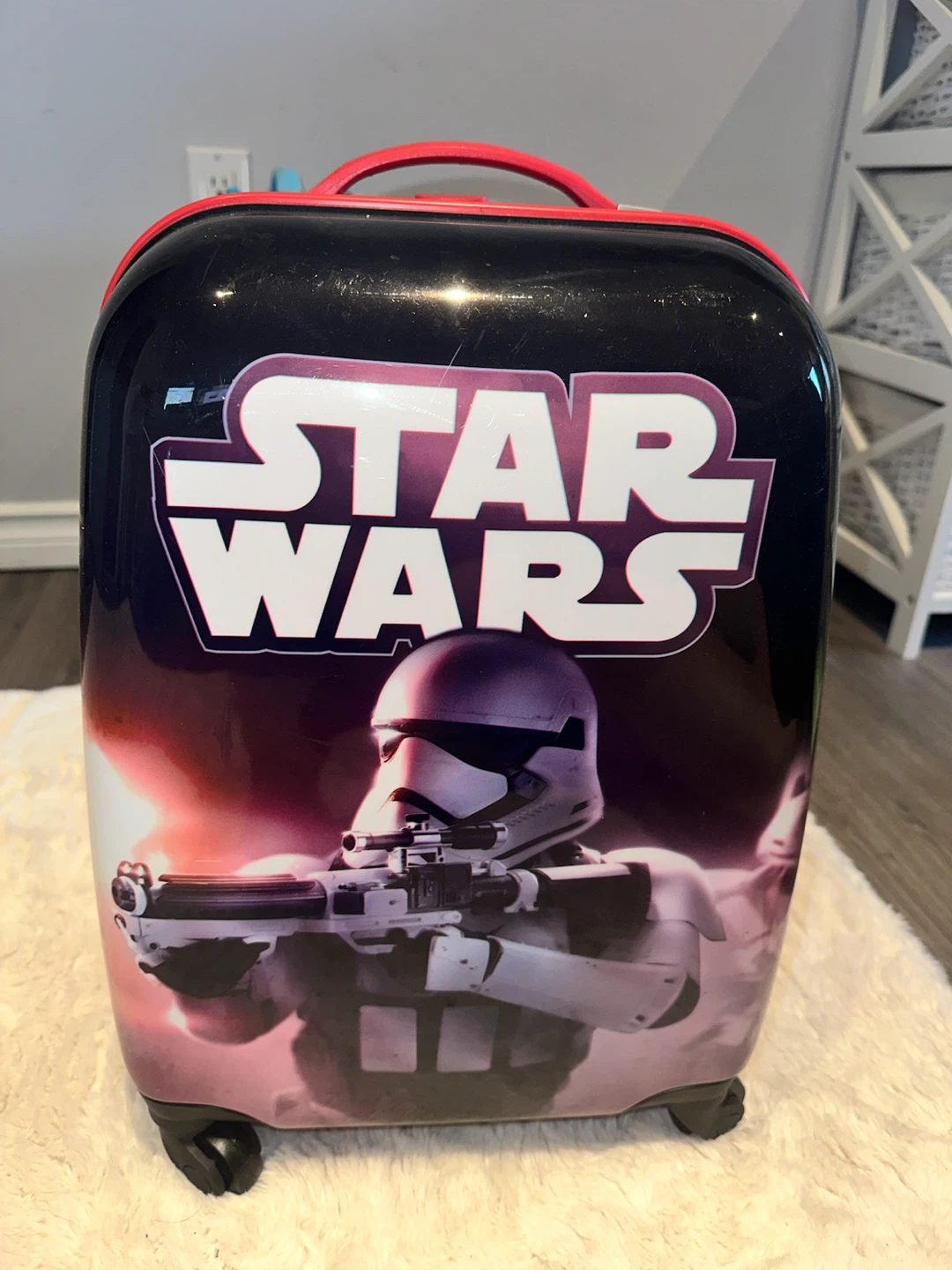 Star Wars Rolling Suitcase - photo 3