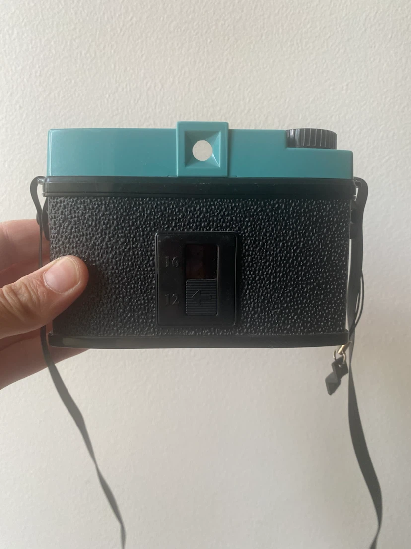 Diana Camera - medium format - photo 3