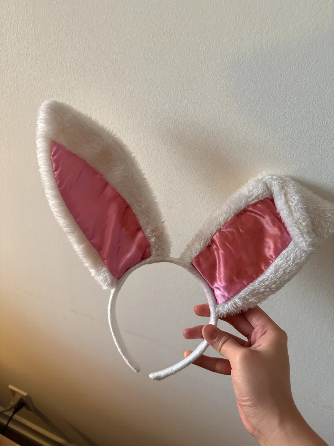 White Plush Bunny Ears Headband