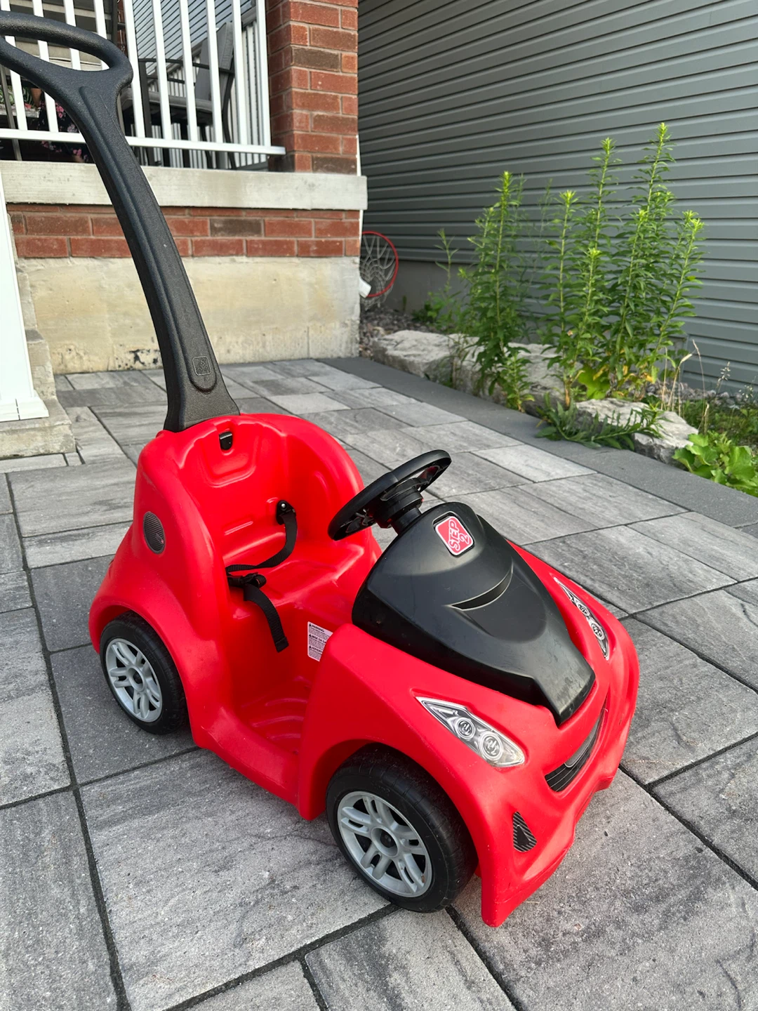 Step2 Red Push Around Car