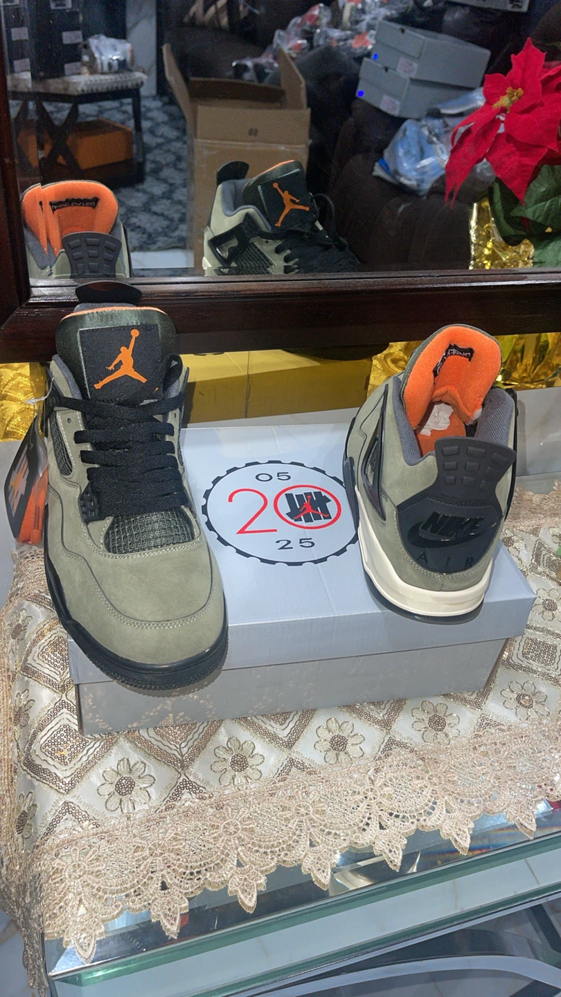 Jordan 4 UNDFTD x Air Jordan 4 Retro - photo 4