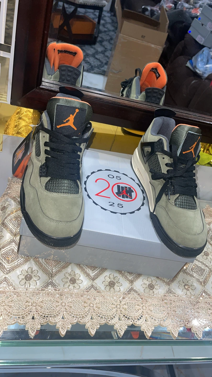 Jordan 4 UNDFTD x Air Jordan 4 Retro - photo 5