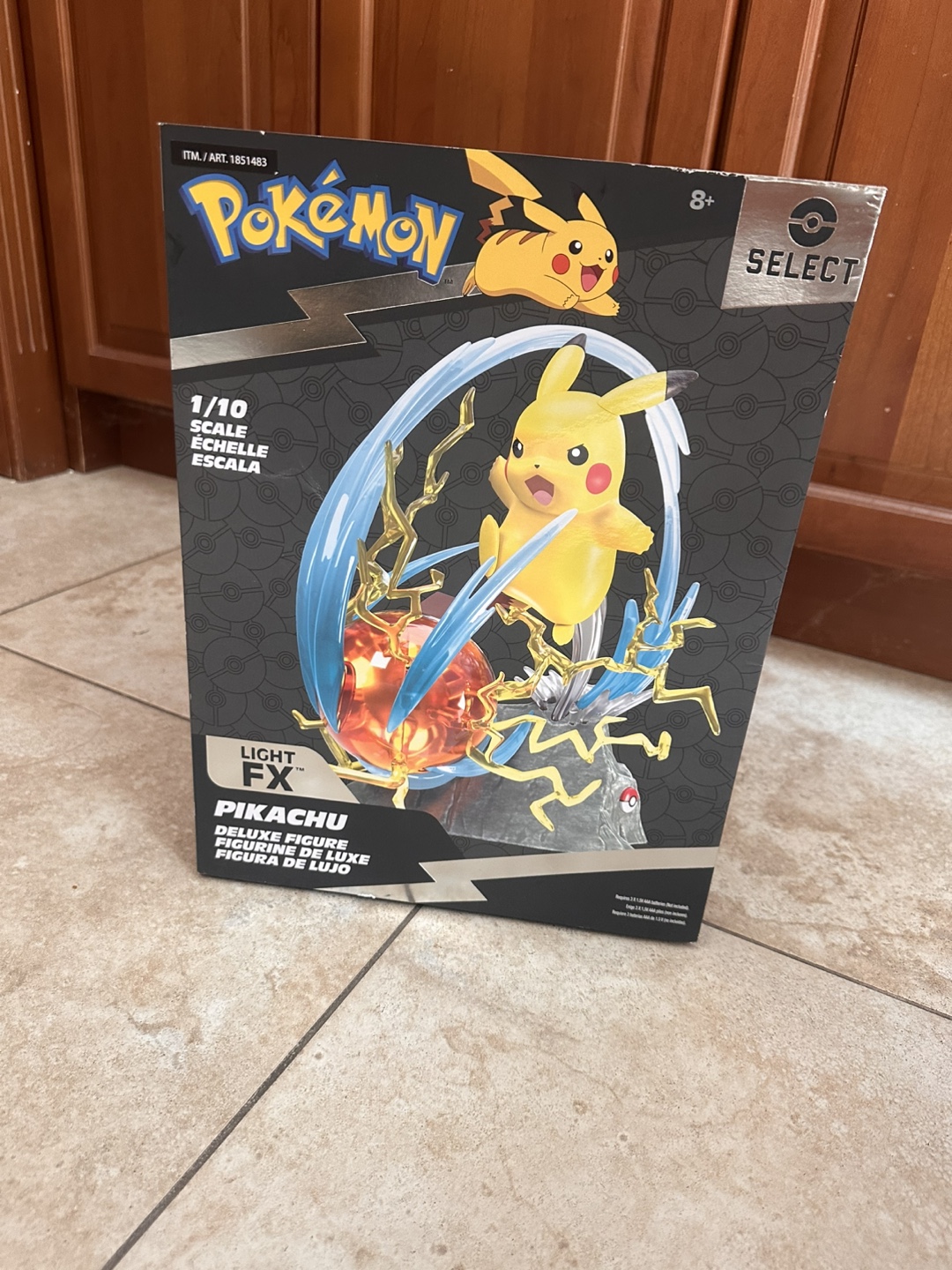 Pokémon Pikachu Light FX Deluxe Figure