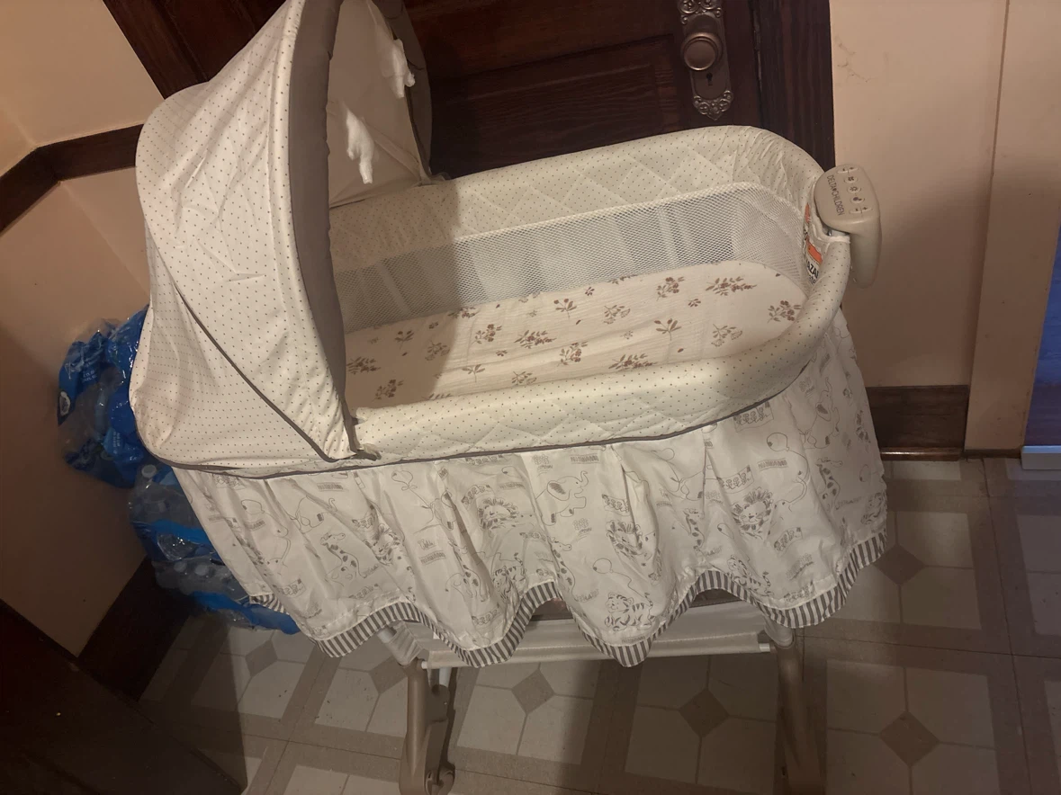 Delta Children Deluxe Sweet Dreams Bassinet - photo 2
