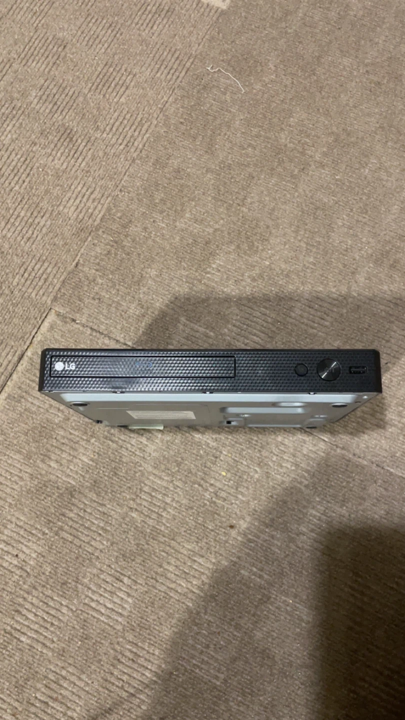 LG All Region Free Blu-Ray DVD Player with HDMI - photo 2
