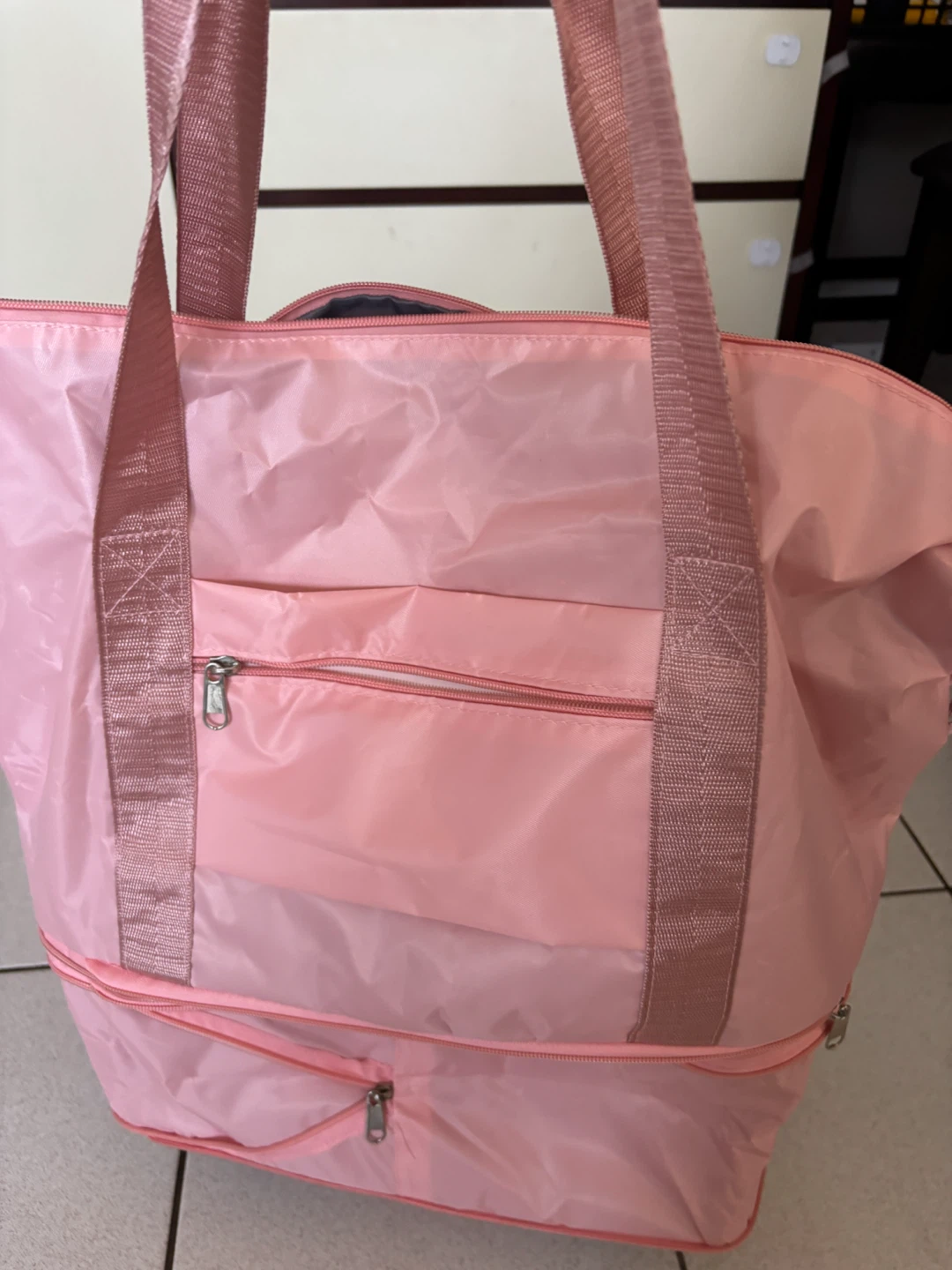 Hong Fu Pink Rolling Duffle Bag - photo 4