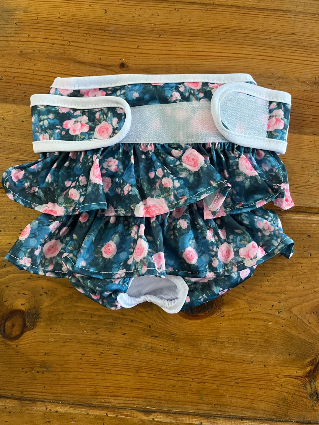 Female Dog Diapers – Set of 3 – Brand New - photo 2