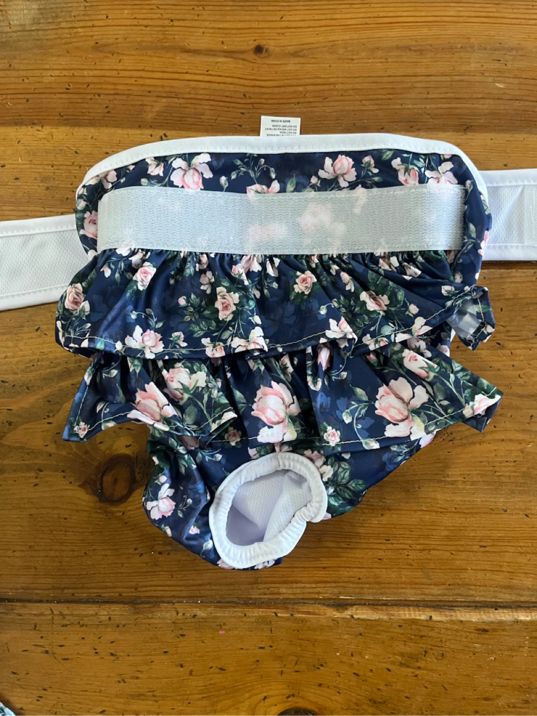 Female Dog Diapers – Set of 3 – Brand New - photo 3