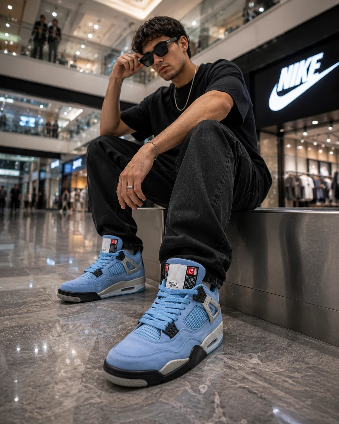 Air Jordan 4 Retro 'University Blue'