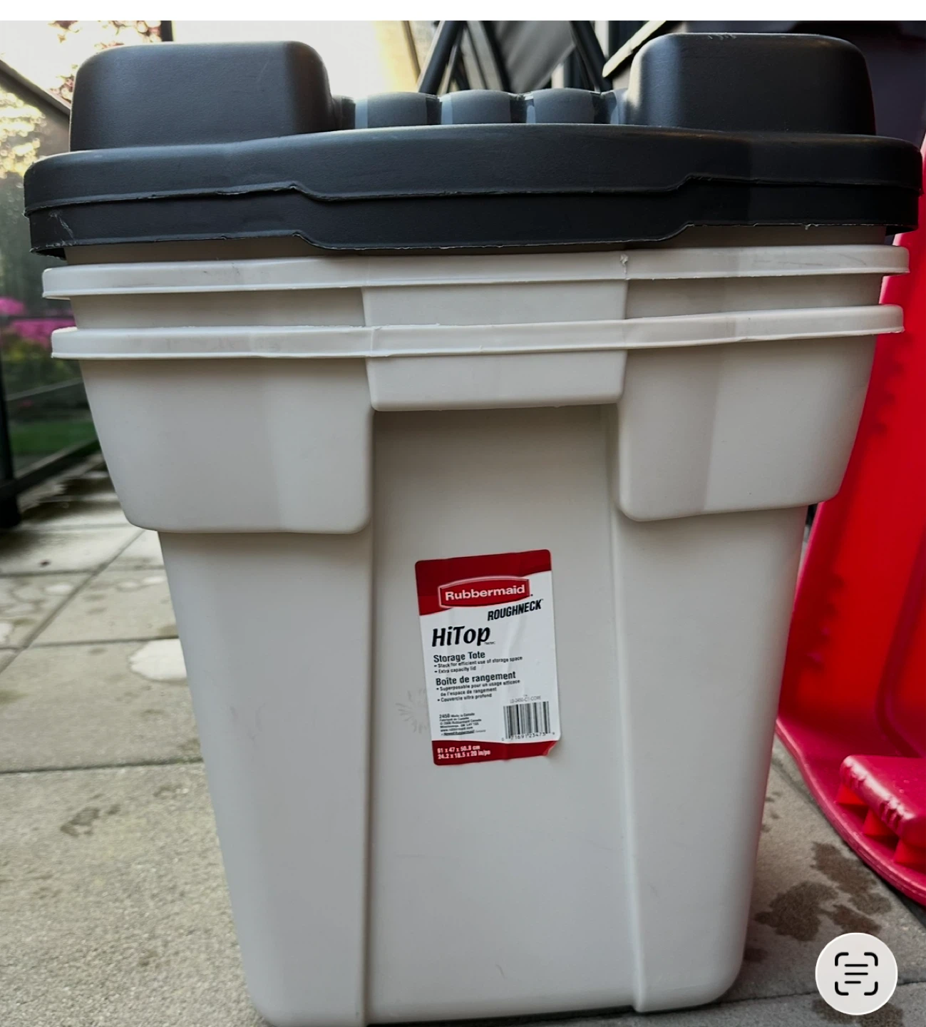 Rubbermaid HiTop Roughneck Storage Tote