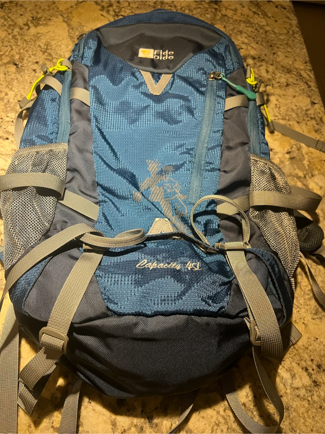 Fido Dido Backpack - Capacity 40L