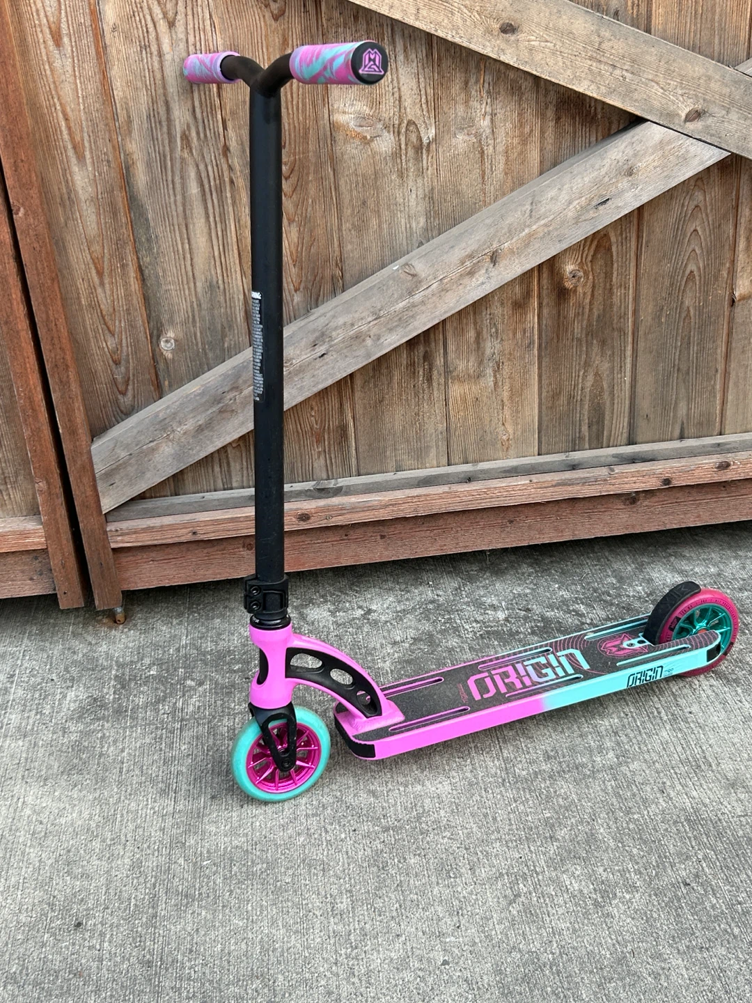 ORIGIN Scooter - Pink & Teal