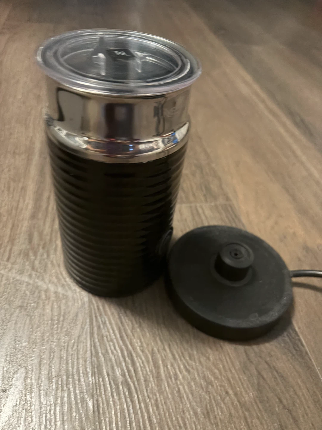 Nespresso Electric Milk Frother - photo 2