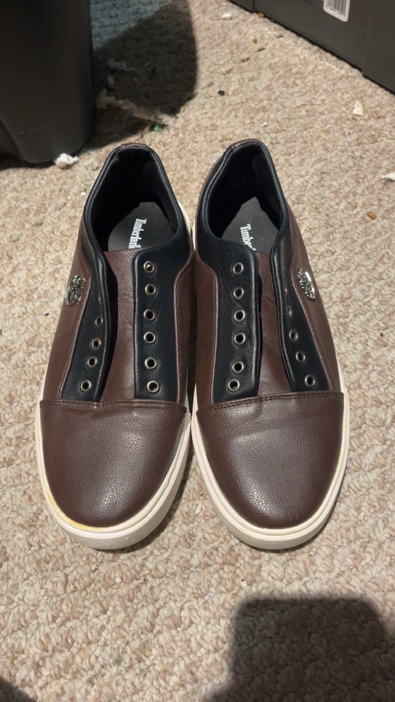 Timberland Slip-On Shoes – Men’s Size 10 – Barely Worn - photo 2