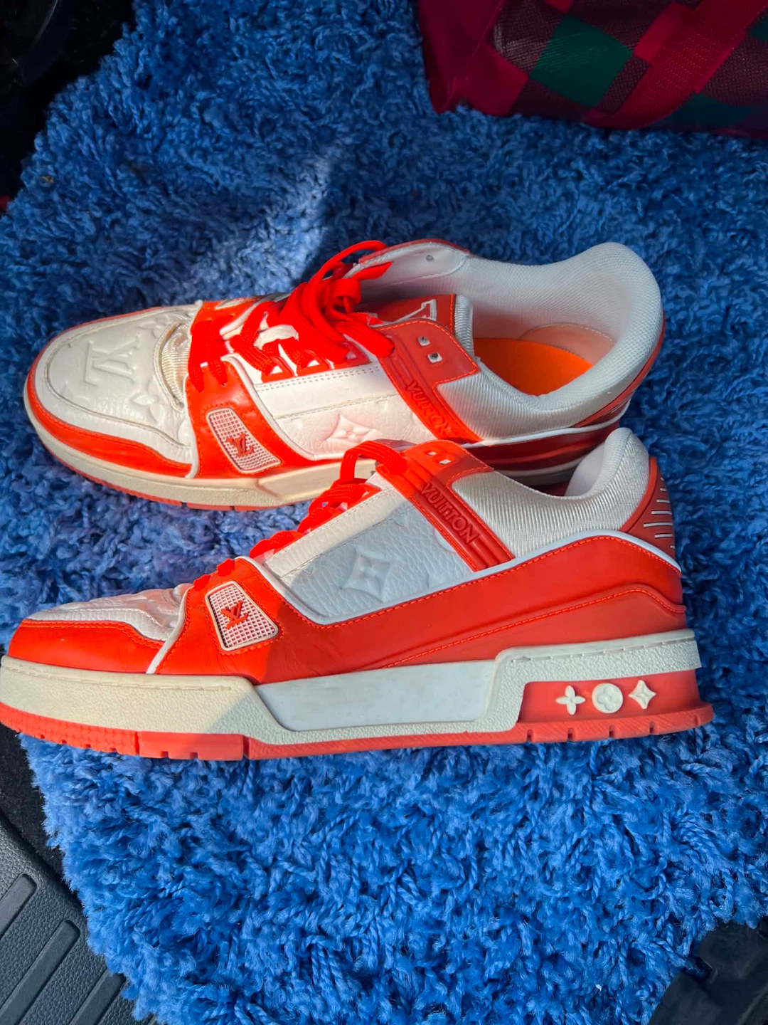 Louis Vuitton Sneakers - White/Orange