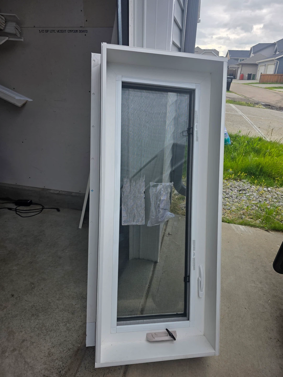 window - photo 2