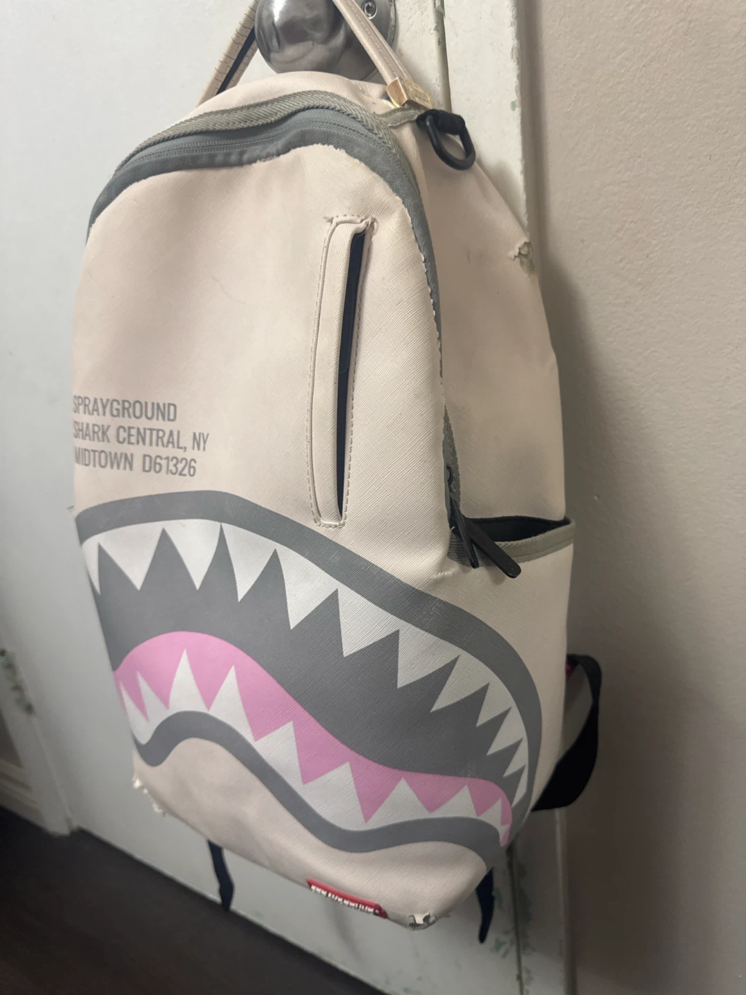 Sprayground Shark Central Backpack - photo 3