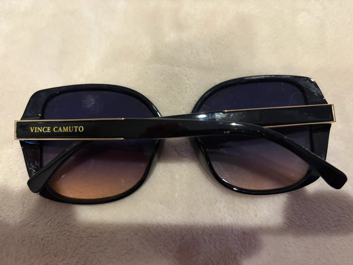 Vince Camuto Sunnies VC1002 - Black Designer