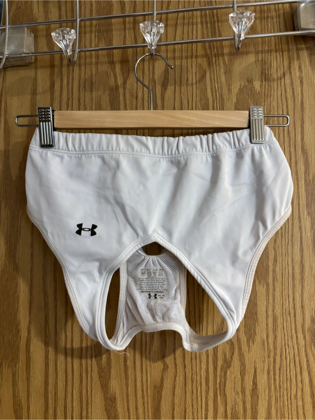 Under Armour Sports Bra’s - photo 3