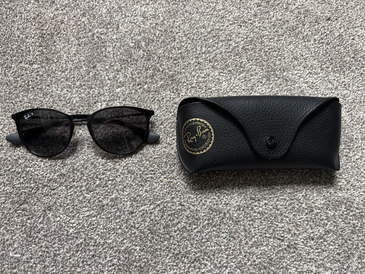 Ray-Ban Sunglasses with Case