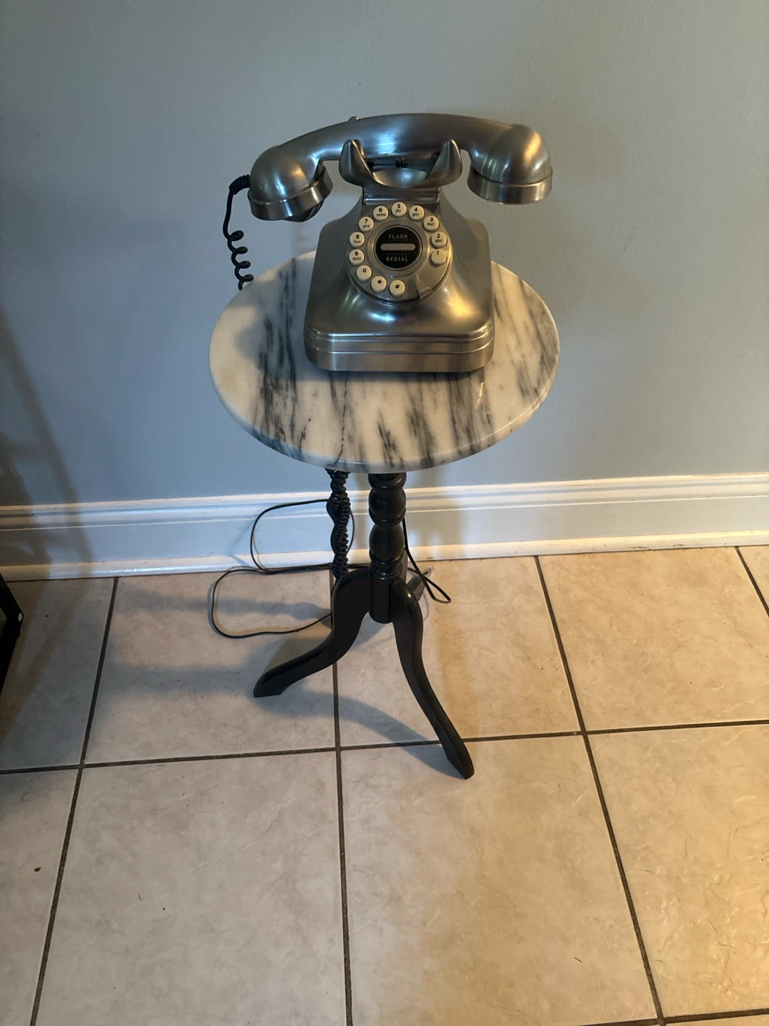 Retro Rotary Dial Desk Telephone