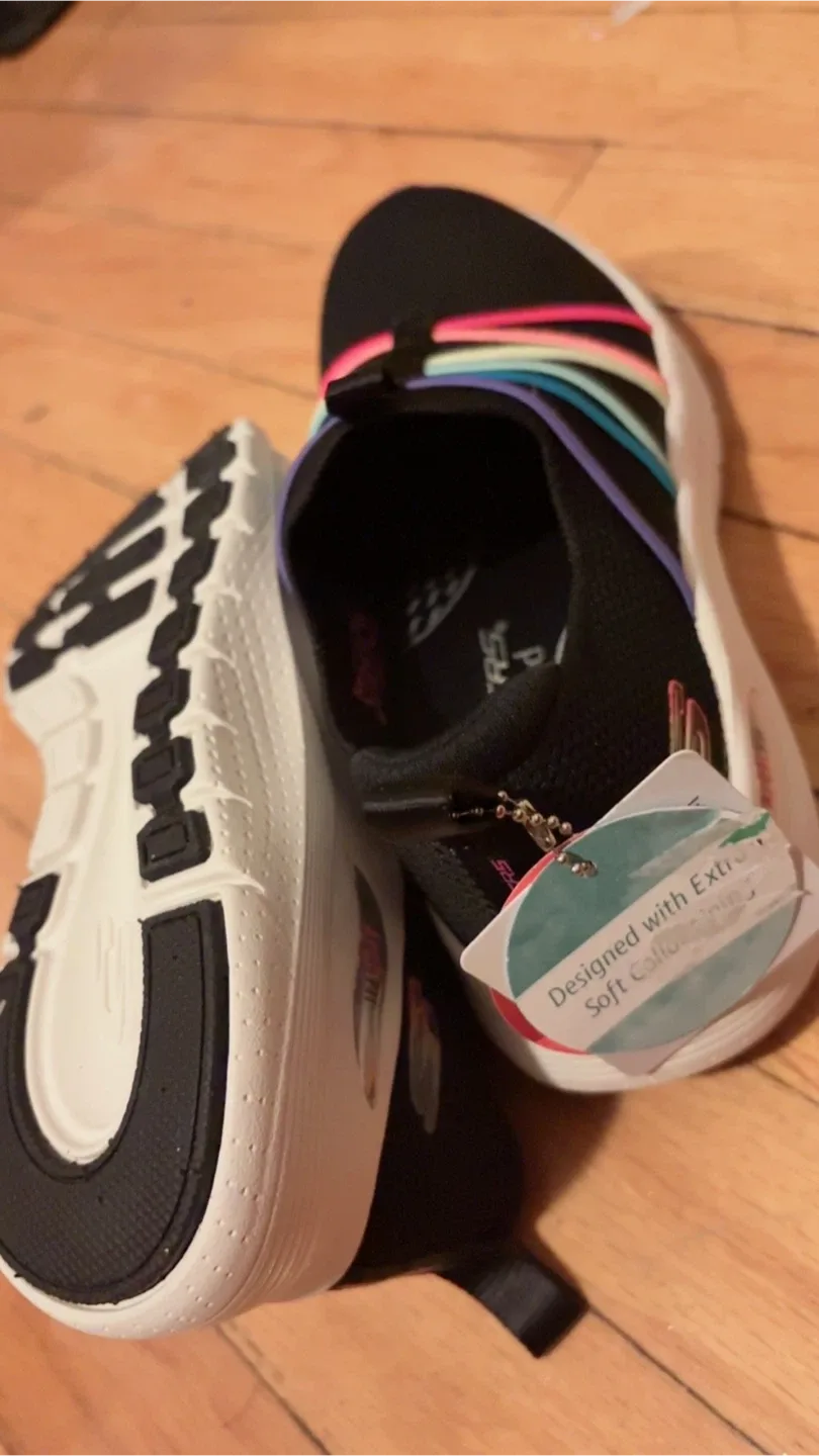Skechers Girls' Black Rainbow Stretchy Slip-On Sneakers - photo 4