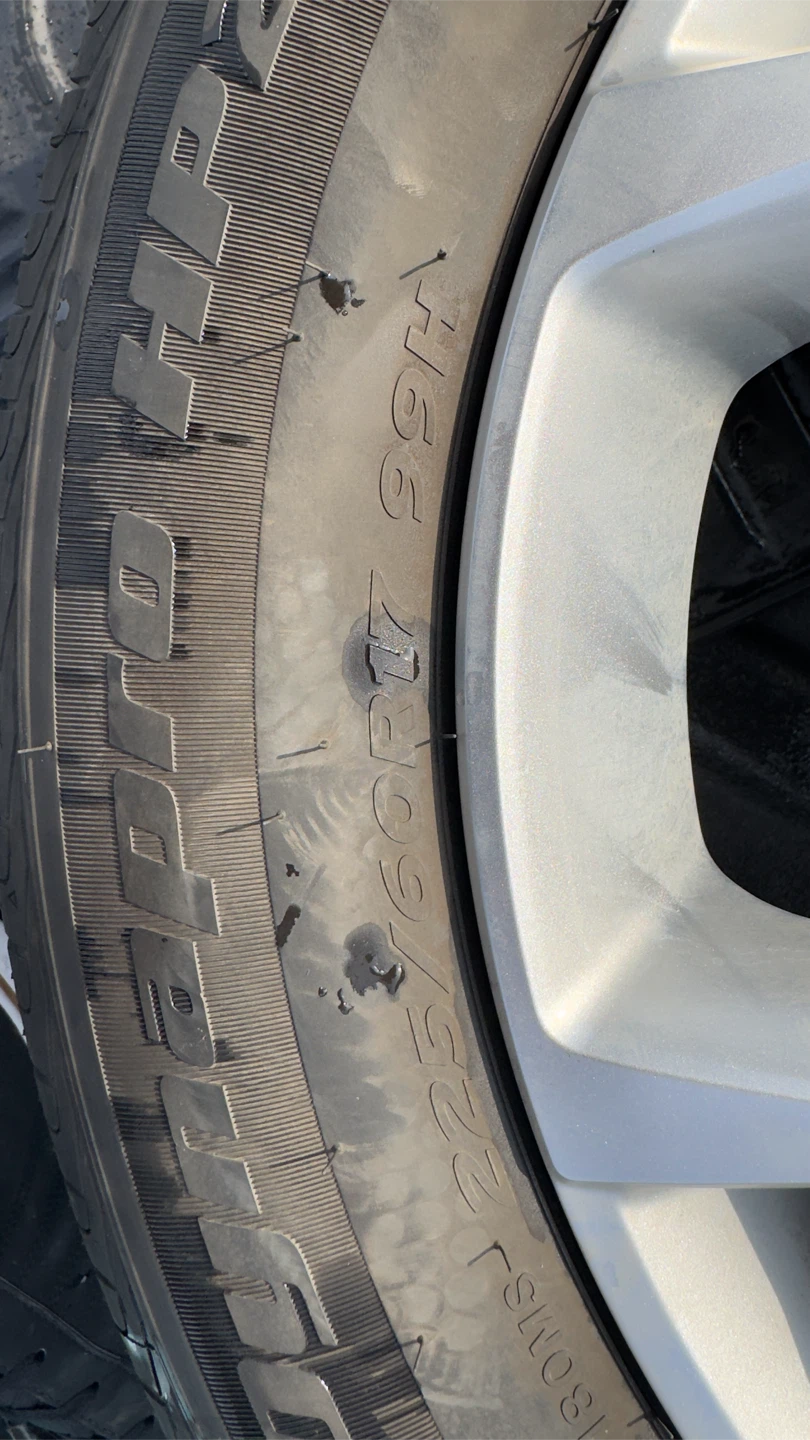 Hankook Tires with original Rims (Set of 4) - photo 4