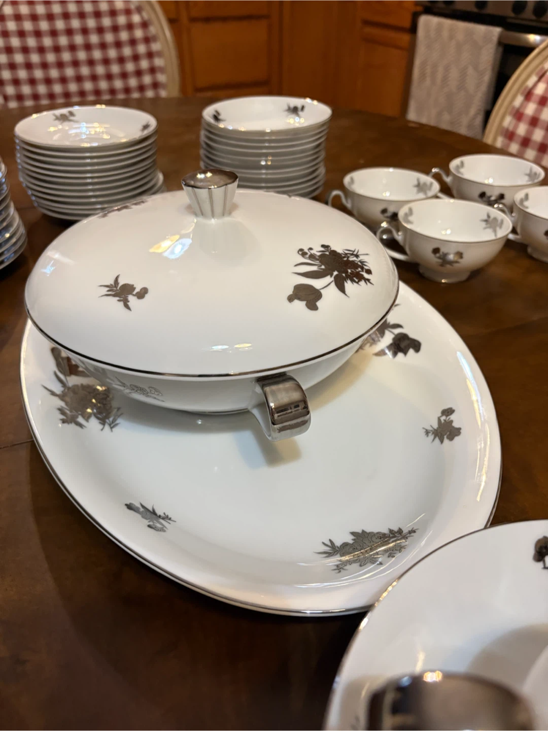 Fine Seyei China Nagoya Japan Dinnerware Set - photo 3