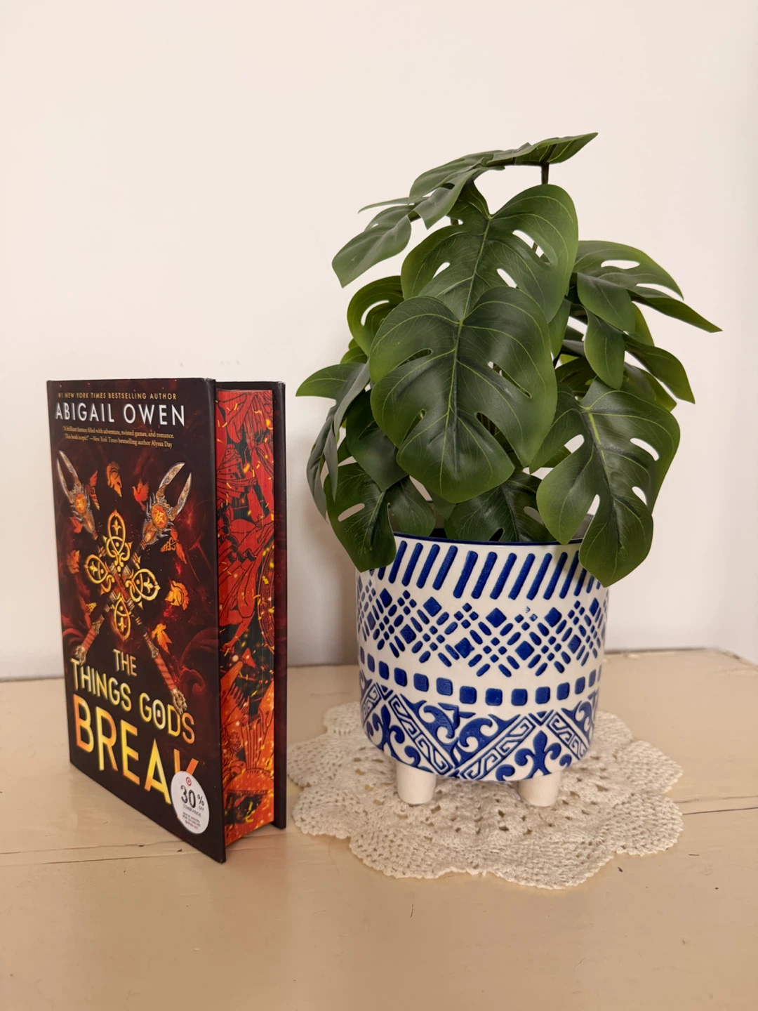 Brand New Sprayed Edge The Things Gods Break by Abigail Owen
