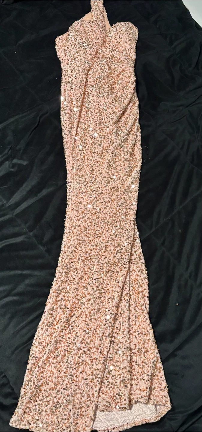 Rose Gold One-Shoulder Prom/Formal Dress