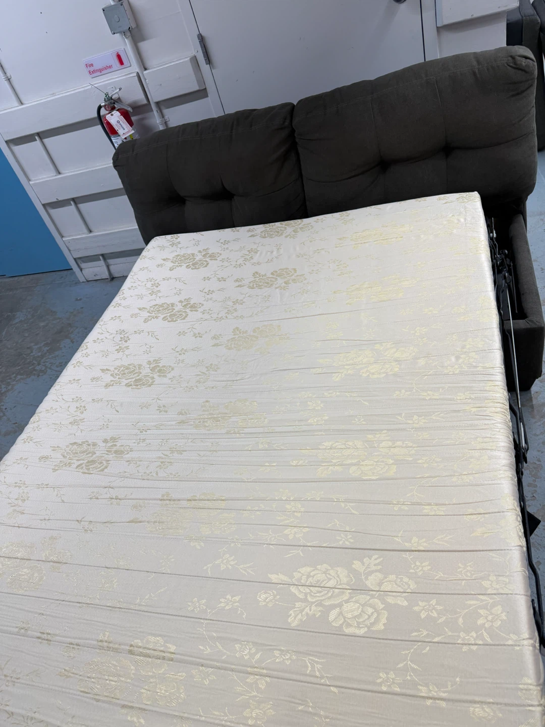 Pullout sectional sofa L shape - 3 parts - 6 seats total - photo 3