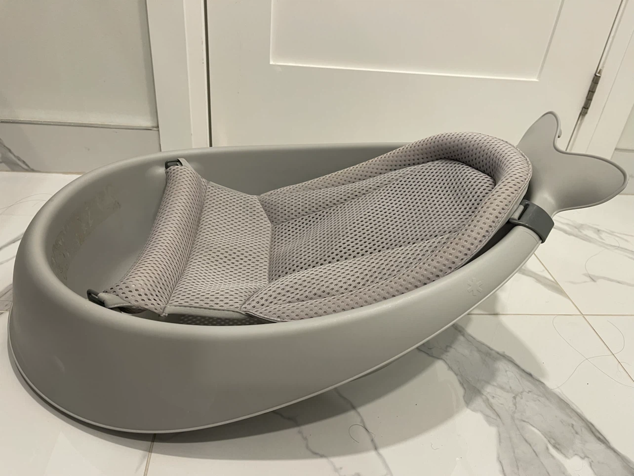 Skip Hop Moby Baby Bathtub