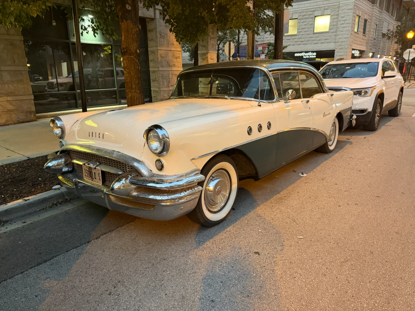 1955 Buick Special Sedan - photo 2