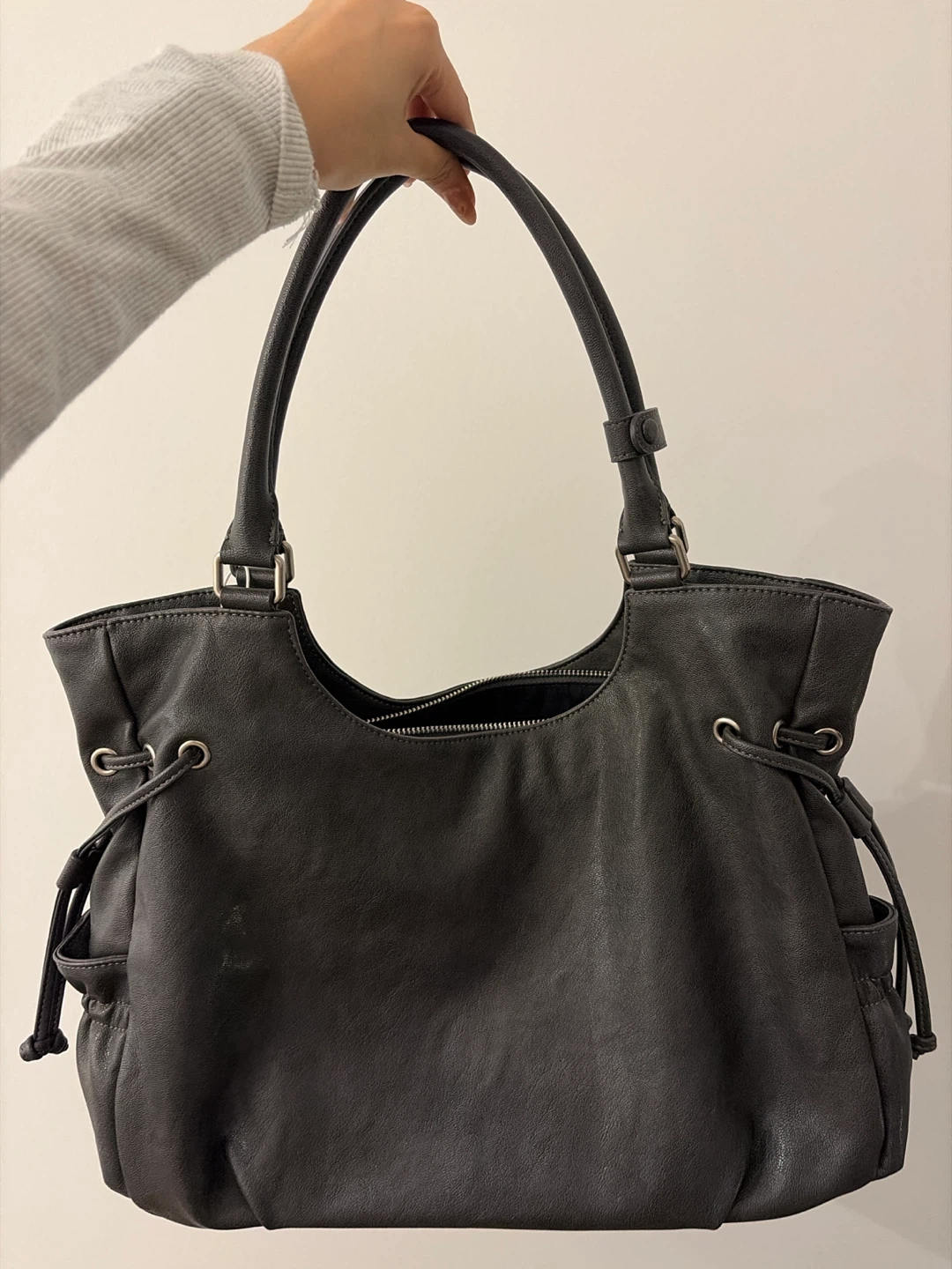 Stand oil ~ Korean local brand 🇰🇷🇰🇷handbag - photo 2