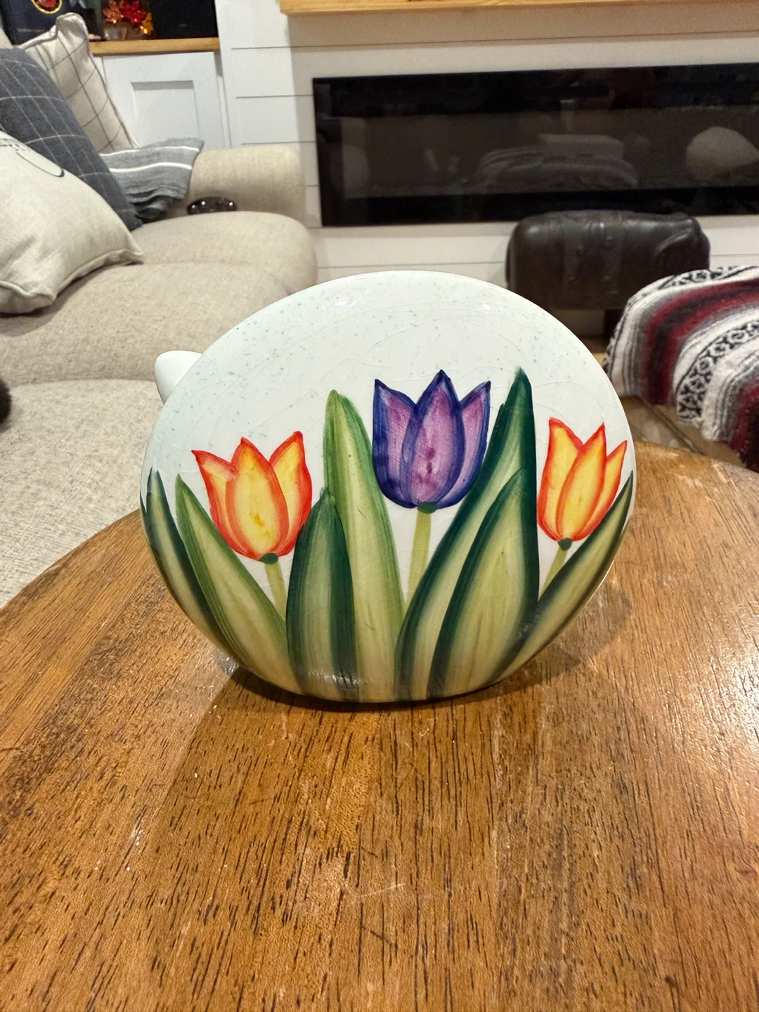 Ceramic Cat Figurine with Tulips - photo 2
